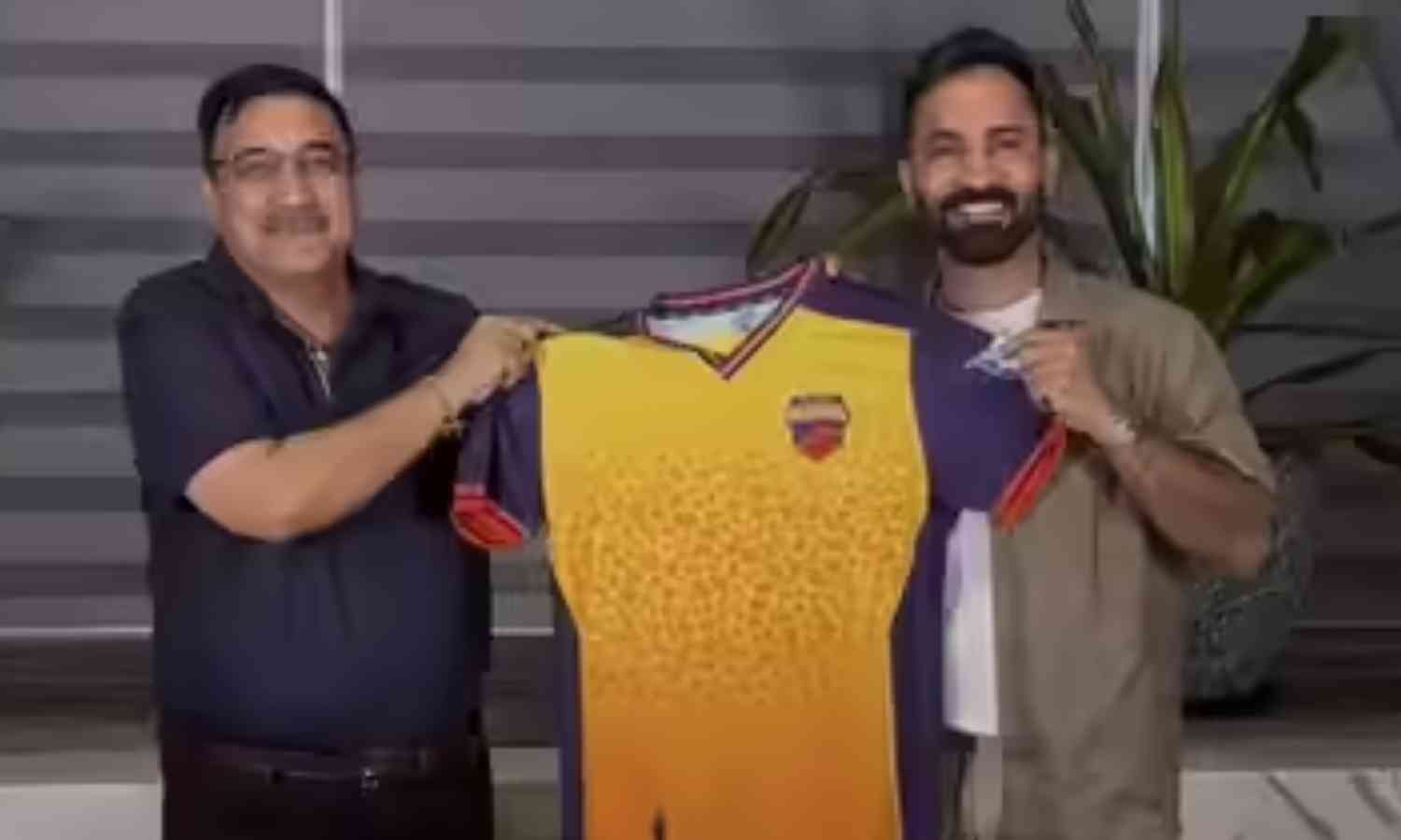 Dinesh Karthik joins Sharjah Warriorz in ILT20