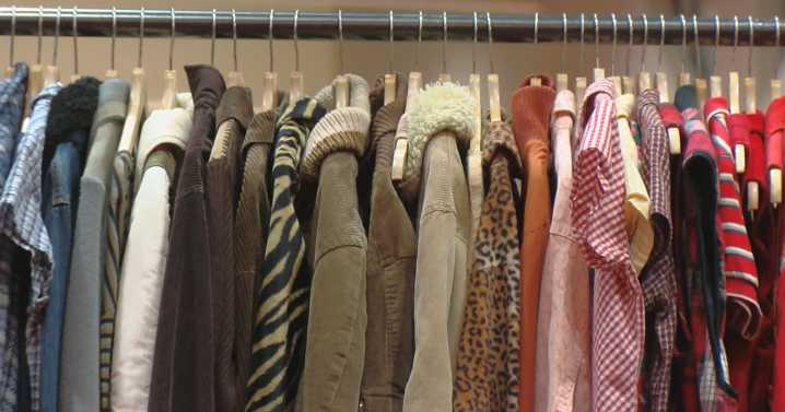 Vintage Fest draws shoppers to Madison’s Monona Terrace