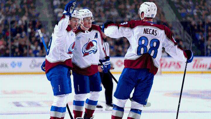 MacKinnon scores twice, Makar gets 1st to lead Avalanche over Sabres