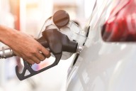 Michigan gas prices rise 29 cents since last week, AAA says