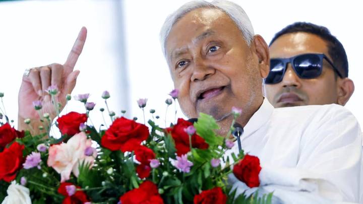 Post seat-sharing, JD(U) no longer senior partner in NDA in Bihar