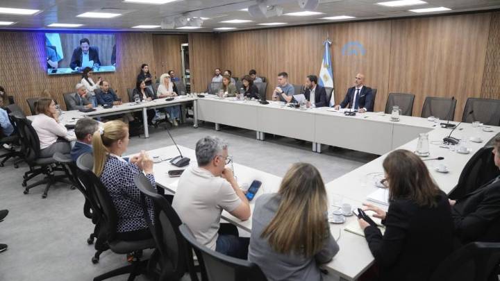 Comisión Libra: citarán a Milei para que dé explicaciones