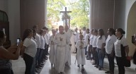 San José Gregorio entra a iglesia de Porlamar