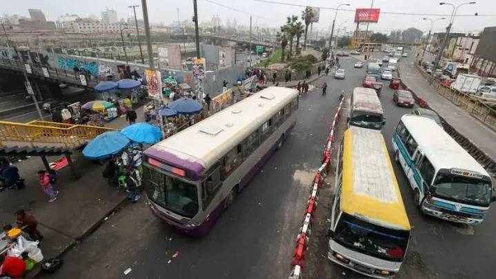 Paro de transportistas: Coordinadora Nacional de Derechos Humanos denuncia detención de 17 personas en la Comisaría de Puente Piedra