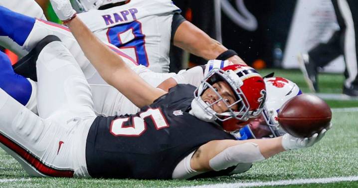 Falcons roster moves: Drake London questionable; Deablo to injured reserve