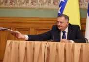 Bosnia's Serb Republic appoints interim president, seals Dodik's departure from post