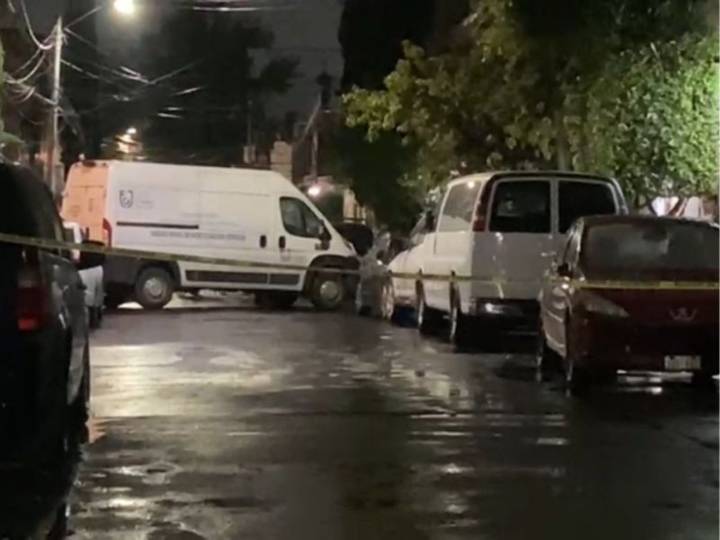 Hombre pierde la vida en ataque directo en Iztacalco