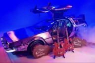 Volver al Futuro 40 años: celebran película con guitarras de edición limitada y colección exclusiva