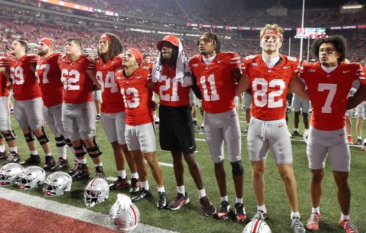 Watch Ohio State football sing ‘Carmen Ohio’ after 42-3 win over Minnesota (video)