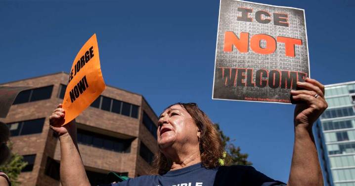 Des Moines student detained, deported by ICE following immigration check