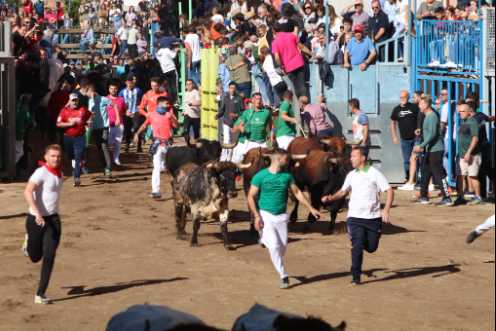 À Punt retransmitirá en directo los encierros de la Fira d’Onda 2025