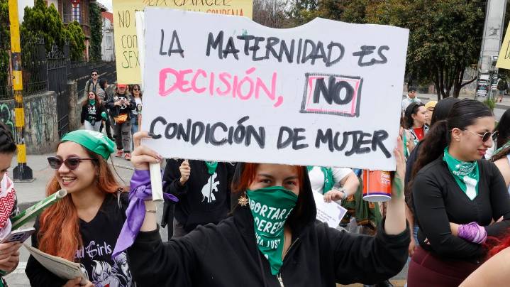 El Consejo de Ministros aprueba el texto para blindar el derecho al aborto en la Constitución