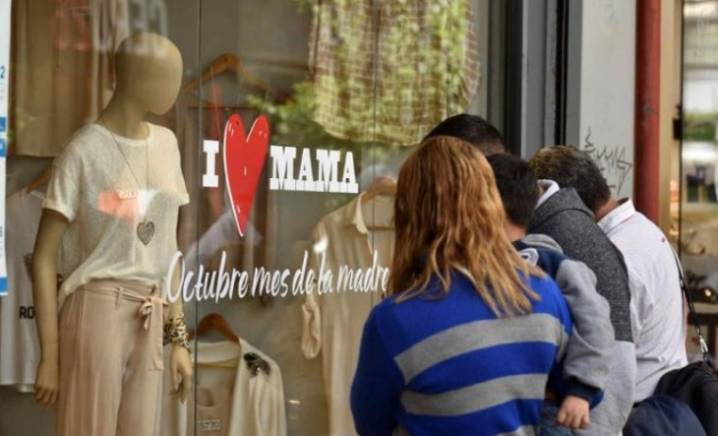 Lanzan una campaña de descuentos en comercios por el Día de la Madre