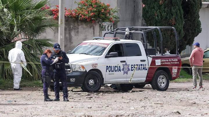 Hallan bolsas con cuerpos desmembrados cerca de kínder en límites de Puebla con Amozoc