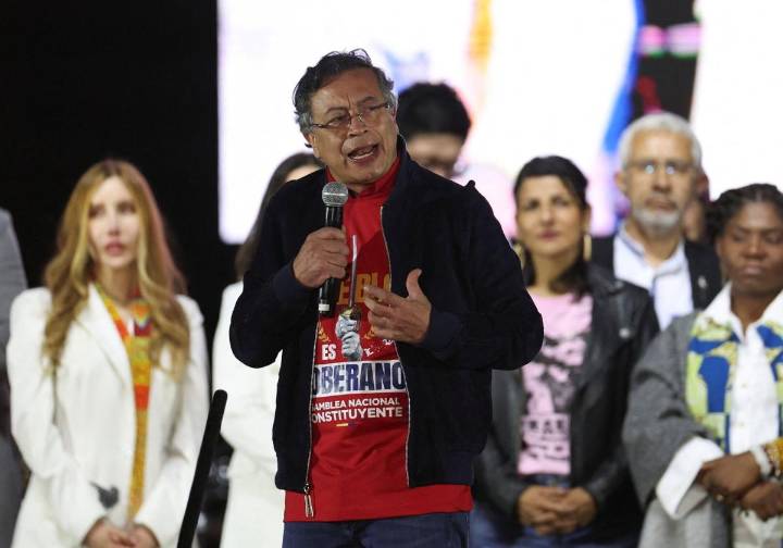 Petro acusa a EE UU de «aliarse con la mafia» y pide a los colombianos que no se dejen «chantajear»