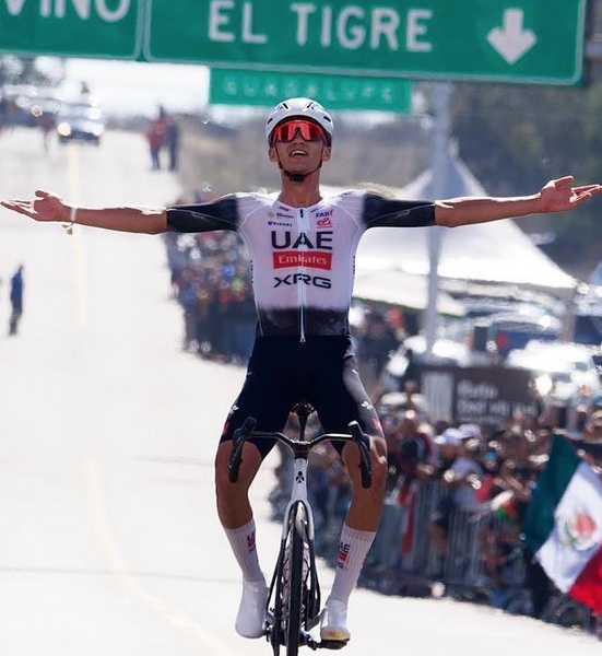 Isaac del Toro brilla en Ensenada y logra histórico doblete en el Campeonato Nacional de Ciclismo de Ruta