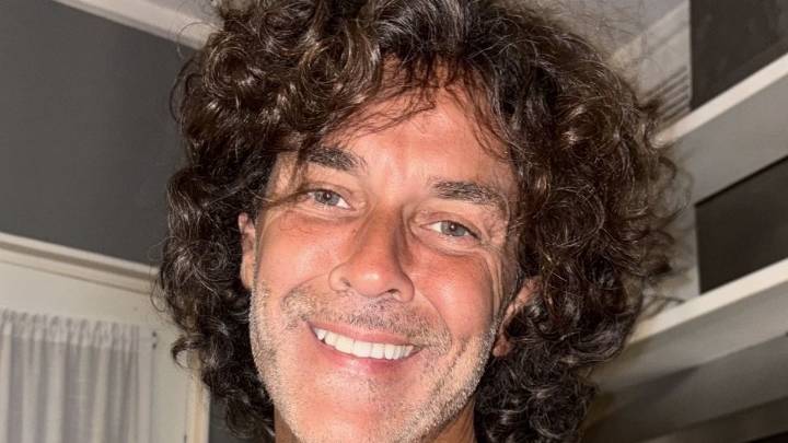 Mariano Martínez se filmó "alegre" tomando vino mientras bailaba y enfrentó las feroces críticas