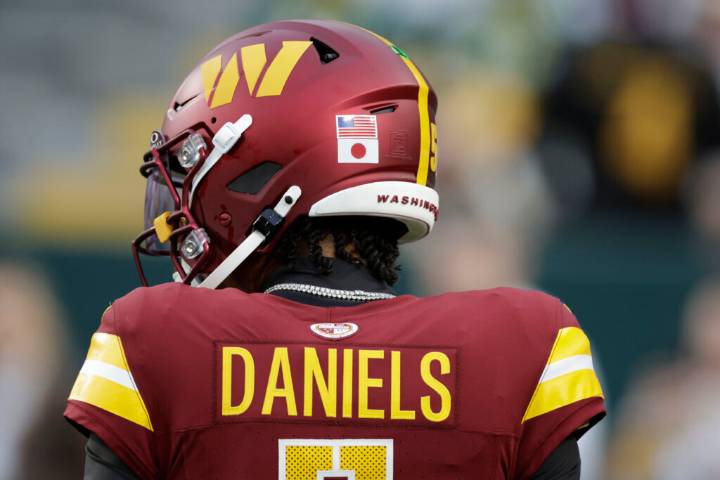 Commanders’ Jayden Daniels returns to practice and says he plans to play against the Chargers