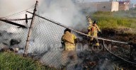 Arde en llamas choza de madera en la colonia Obrera de Morelia