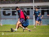 El Santo, obligado a ganar para seguir en carrera