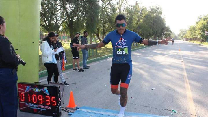 Miguel Ángel Márquez ganó el Duatlón San Luis Potosí 2025