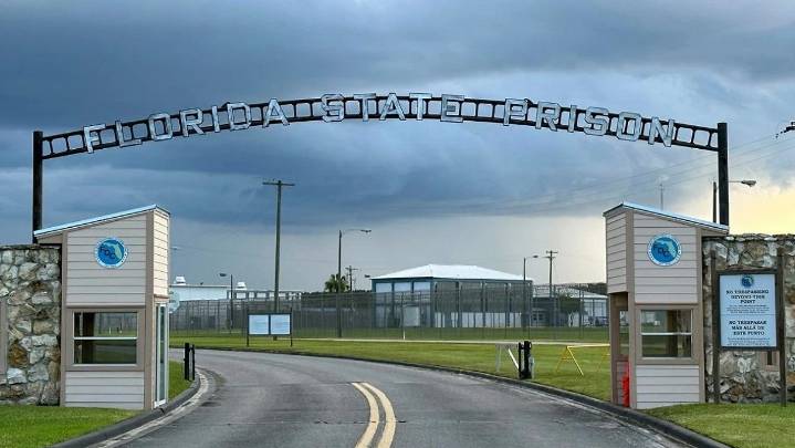 Experts, lawmakers debate adding A/C to all Florida prisons