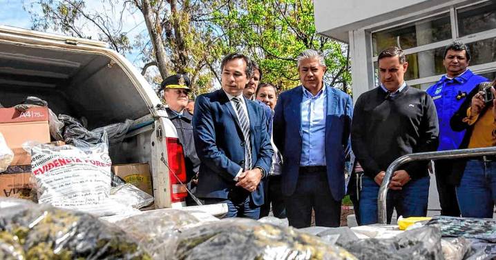 Realizan la segunda gran quema de droga secuestrada en la provincia del Neuquén