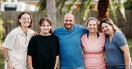 Cubano llegó a EE.UU. de bebé y 58 años después enfrenta deportación tras ser detenido en Florida