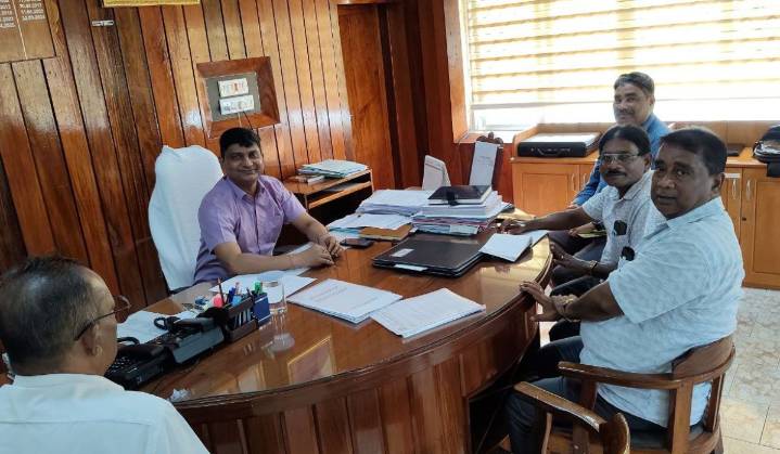TSG Bhasker Meets DSS Director; Demands Two Weekly Ships to Mayabunder and Regular Services to Car Nicobar
