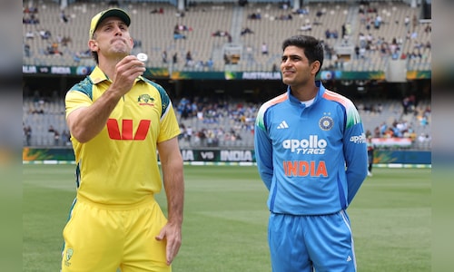 India post 136 for 9 against Australia in rain