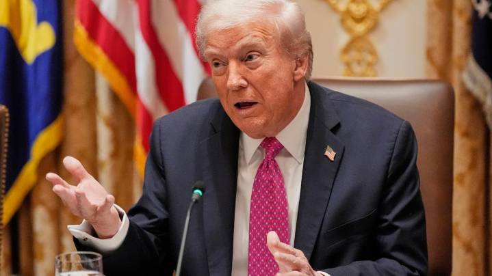 President Trump reportedly talked to Indiana Senate Republicans about redistricting
