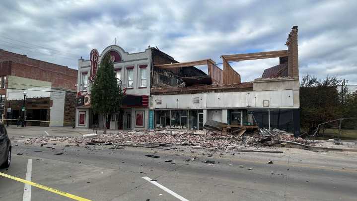 No injuries reported following building collapse in downtown Shawnee