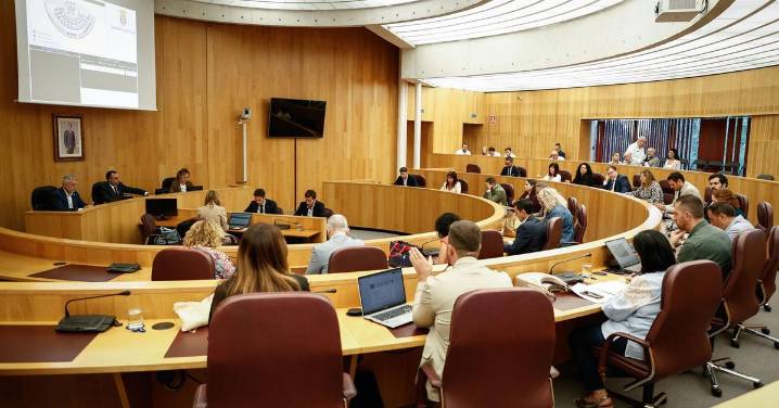 El PSOE destaca el “apoyo unánime” del pleno para que Diputación ayude a los municipios a mejorar las carreteras de Granada