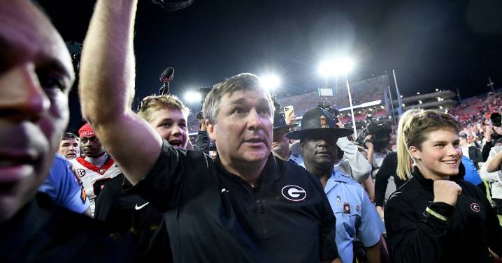 Kirby Smart makes sure to avoid getting ‘reprimanded by my mother’ in celebrating Auburn victory