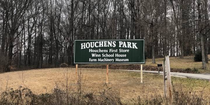 Historic Houchens store leaves Barren County for Bowling Green