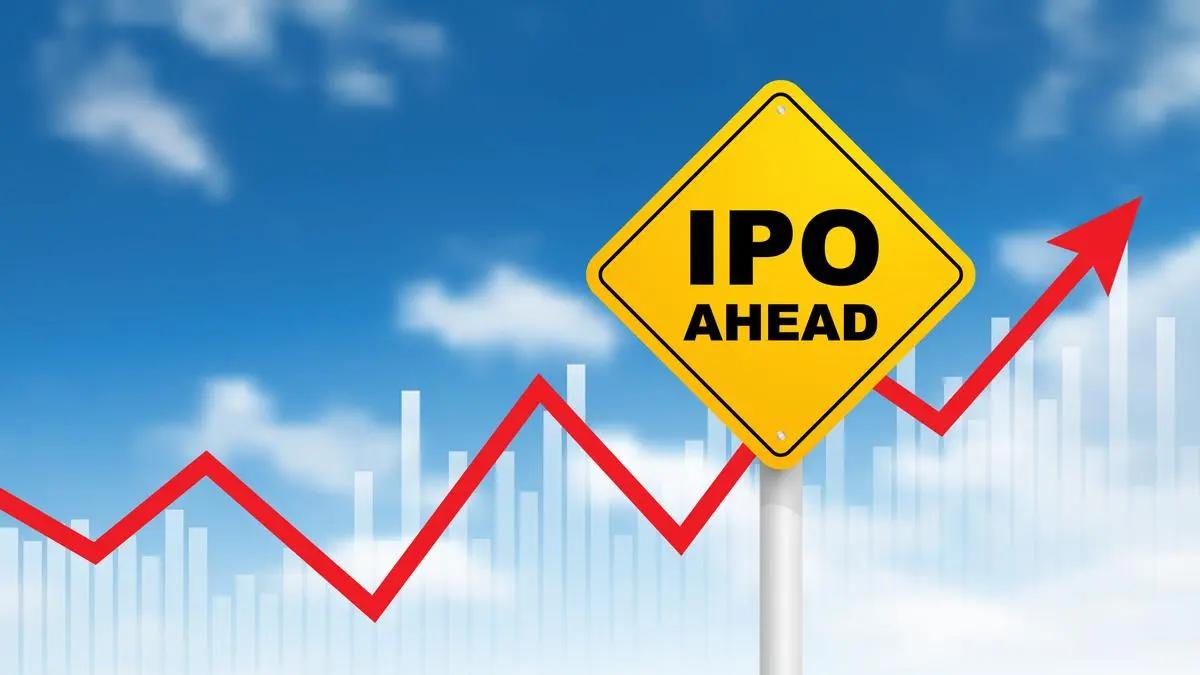 Canara HSBC Life IPO set to open in ₹100