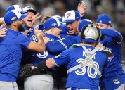 Azulejos someten a Yanquis y van a su primera Serie de Campeonato