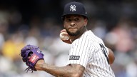 Dominicano Luis Gil abrirá por Yankees el juego 1 de la Serie Divisional ante Blue Jays