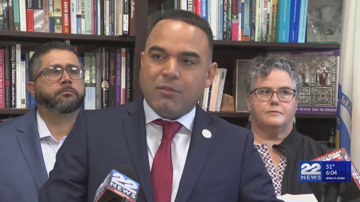 Holyoke aids residents facing SNAP benefit challenges