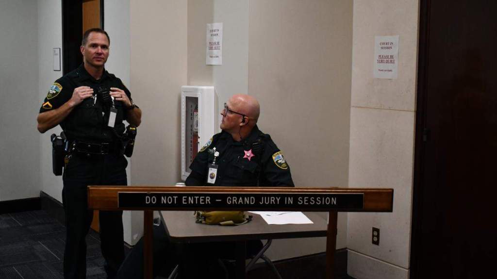 Hope Florida grand jury begins work as nonprofit leader, state representative appear at courthouse