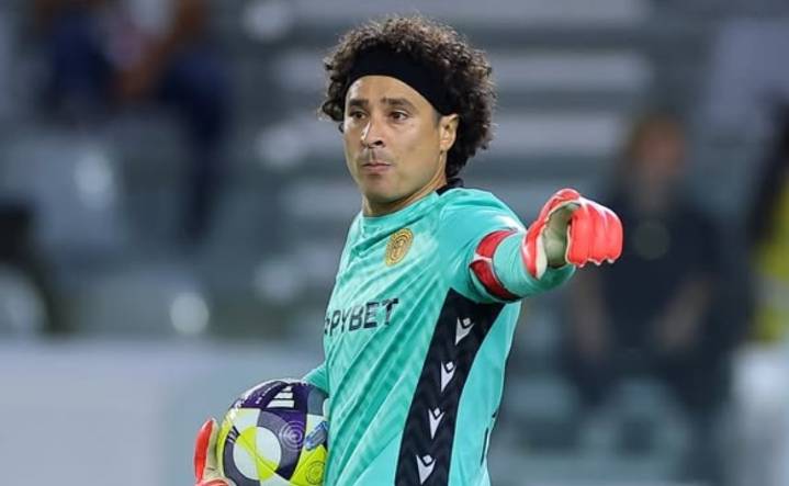 Memo Ochoa vuelve a ser goleado en Chipre con el AEL Limassol