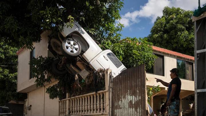 At least 47 dead in Mexico after floods and landslides