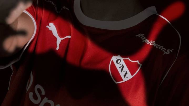 Independiente renovó con Puma, recibirá una fortuna y fue claro: "El mejor contrato de sponsoreo técnico de nuestra historia"