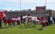 Amityville celebra «Desfile de Bienvenida» y partido de fútbol americano escolar