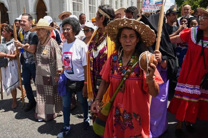 Presidente Maduro invita a marchar en "honor a nuestras raíces"