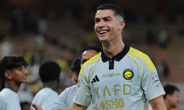 ¡Tenía que ser el Bicho! Cristiano Ronaldo se convierte en el primer futbolista milmillonario
