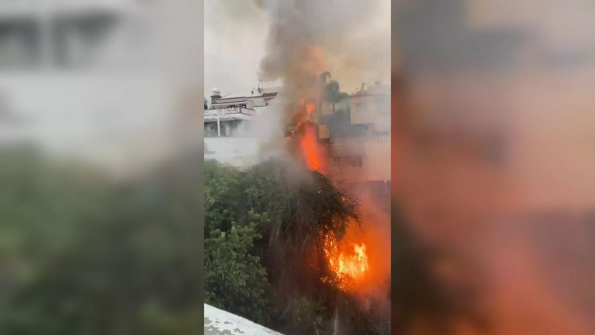Incendio en el barranco Martiánez de Puerto de la Cruz