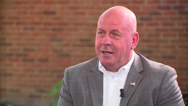 Ohio U.S. Rep. condemns 'vile and deeply inappropriate' symbol seen in office