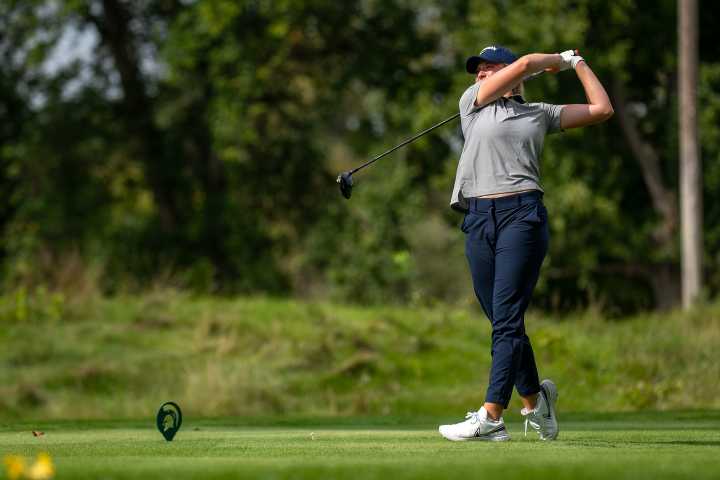 Michigan struggles to finish strong, closing out the fall season in 10th place at Chapel Hill