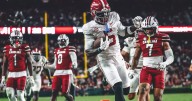 #4 Alabama Crimson Tide edge out South Carolina Gamecocks 29